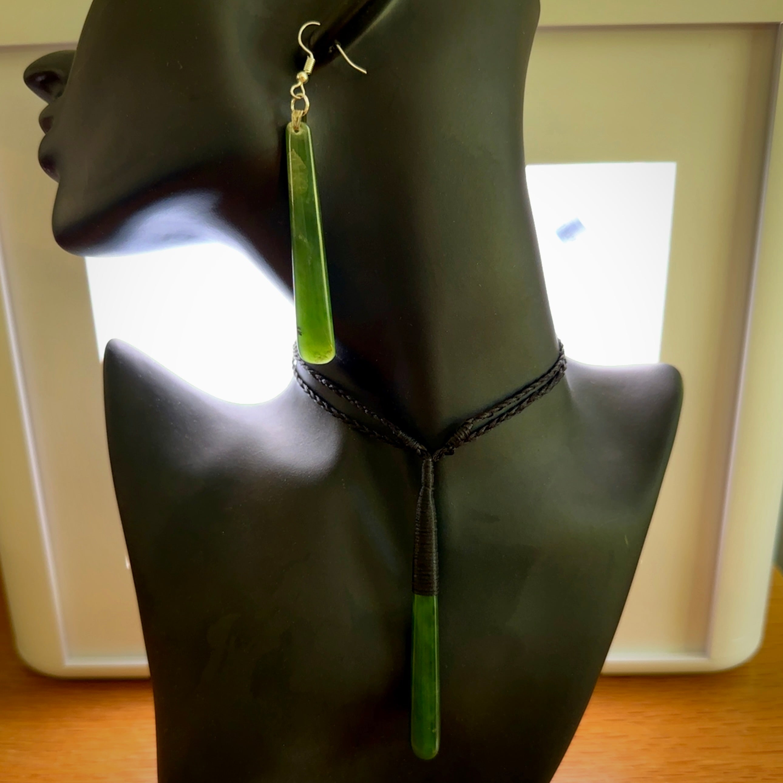 Large New Zealand Kahurangi Pounamu Jade Drop pendant and matching drop earrings. Hand carved from a lovely piece of local New Zealand Kahurangi. Matching necklace and earrings hand carved by Aaron Tabak.