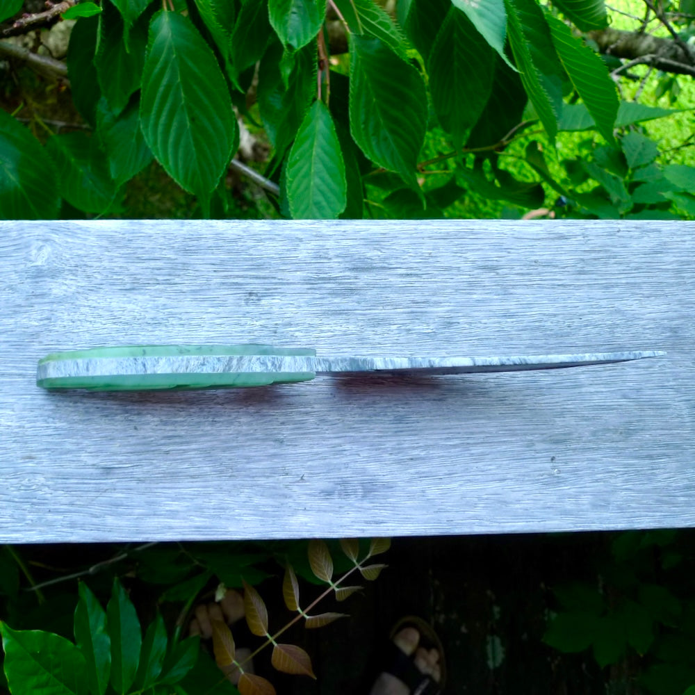 A hand carved large New Zealand Jade Haast Eagle knife display art. A large sized hand made Jade Haast eagle knife by New Zealand artist Kerry Thompson. One off work of art to display.